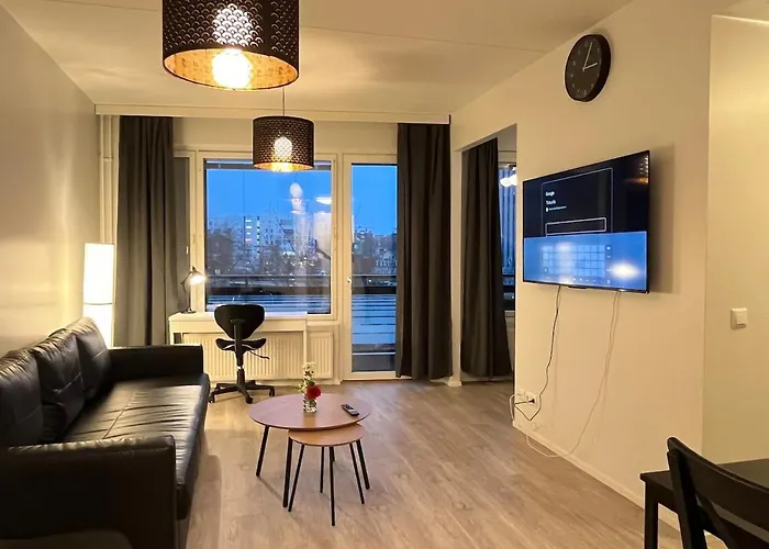 Apartman Bright Sauna 50m To Train, Near Airport Vantaa